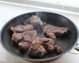 秋！野菜旨味たっぷりの牛肉赤ワイン煮込み作り方5写真