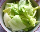 ハムとレタスと胡桃の　レモンハーブ塩丼作り方2写真
