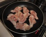 鶏手羽元とじゃが芋の焼肉のたれ炒め作り方2写真