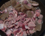 ことこと煮る砂肝とこんにゃくの味噌煮込み作り方3写真