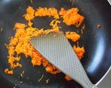 お弁当にも！すりろし人参とニラのいり豆腐作り方1写真