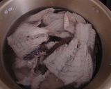 エバラすき焼きのたれで鯛のあらの味付けを作り方2写真