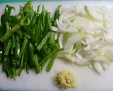 簡単☆ピーマンとひき肉の炒め物作り方1写真