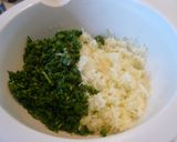野菜たっぷり☆我が家のパリパリ焼き餃子☆作り方1写真