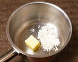 鍋で作る簡単ホワイトソース作り方1写真