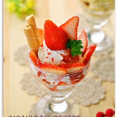 いちごパフェ⭐︎★デニムリメイクチャーム いちごパフェ⭐︎様専用☆デニムリメイクチャーム