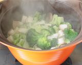 お野菜たっぷり！味噌風味な豆乳シチュー作り方6写真
