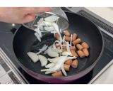 新玉ねぎとウインナーのチャップ炒め★動画作り方6写真