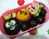 キャラ弁☆食べやすい真っ黒イモムシちゃん作り方4写真