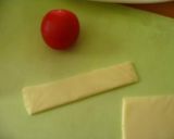 プチトマトで作るモンスターボール作り方1写真