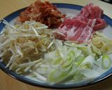 簡単！おいしい♡一人鍋♪キムチ鍋編★彡　作り方1写真