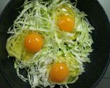 わが家の休日の朝♪キャベツ☆目玉焼き☆作り方2写真