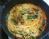 ほうれん草とベーコンのトマトソースパスタ作り方6写真