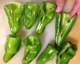 肉好きのための★ピーマン丸ごと巻き★作り方1写真