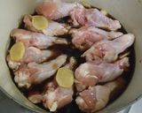 鶏手羽元とゆで卵の甘辛煮作り方1写真