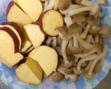 簡単！お手軽！さつまいもとしめじの煮物作り方1写真