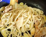 塩麹と醤油の和風焼きうどん作り方4写真
