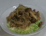 豚小間切れときのこ＊味噌炒め作り方4写真
