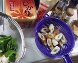 竹輪と冷蔵庫の残り物みそマヨにんにく炒め作り方1写真