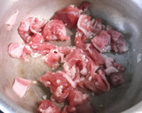 さつまいもの茎と豚肉のおかかゴマ炒め作り方2写真