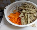 簡単!人参と牛蒡の塩麹炒め作り方1写真