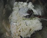 パルメザンチーズ生地の即席フライパンピザ作り方2写真