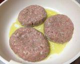 じゅ~じゅ~☆ハンバーグ♪作り方7写真