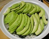 1人分　アボカド丼作り方2写真