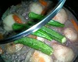 根菜入り里芋と牛肉の煮物オクラ添え作り方9写真