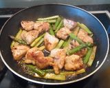 即席☆鶏肉とアスパラの照り焼き☆作り方5写真