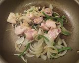 超簡単☆鶏肉のオイマヨ炒め☆作り方3写真