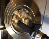 アボカドと鶏肉のわさびしょうゆ炒め♪作り方4写真