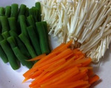 簡単♥おいしい♥野菜の肉巻き♥作り方2写真