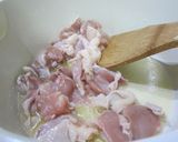 鶏もも肉と大根の味噌牛乳煮作り方2写真