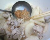 鶏もも肉と大根の味噌牛乳煮作り方5写真