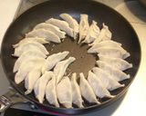 ✿うちの焼き餃子✿くっつかない焼き方も♡作り方5写真