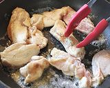 鶏むね肉とキノコのクリームソース煮作り方3写真