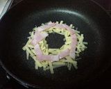 マンネリ脱却★焼きチーズon目玉焼き♪作り方1写真