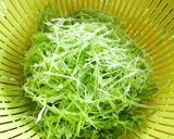 キャベツも一緒に♪豚の生姜焼き風？ロール作り方1写真