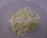 野菜たっぷり♪海老しそチーズ春巻☆作り方2写真
