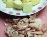 鶏皮で肉ジャガ★簡単！母の味再現★作り方1写真