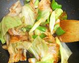キャベツと豚肉の辛味噌炒め作り方5写真