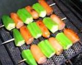 オクラとウインナーの串焼き作り方4写真