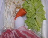 豚ばら肉と白菜の鍋焼きうどん作り方1写真