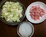 簡単☆キャベツと豚肉の醤油炒め作り方1写真