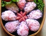 お弁当に使える　超簡単花型飾りノリ巻作り方4写真