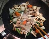 市販の冷凍野菜で手軽に☆根菜うどん作り方2写真