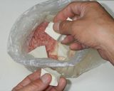柔らか鶏肉団子とカブのコンソメ煮作り方2写真