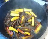 さつまいもと蒟蒻の彩煮炒め作り方5写真