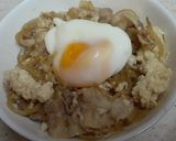 節約めし♪豚肉、もやし、豆腐のすき焼き丼作り方4写真